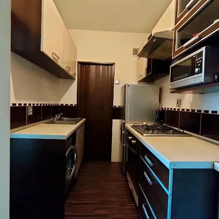 Apartment Hallera